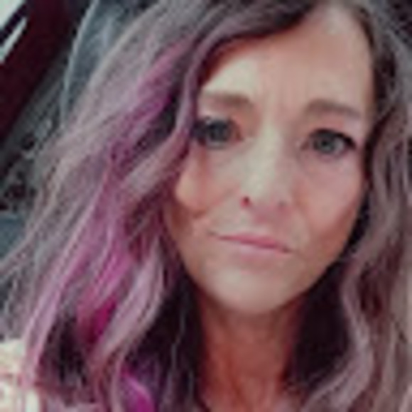 Meet your Posher, Gina - Picture 1 of 1